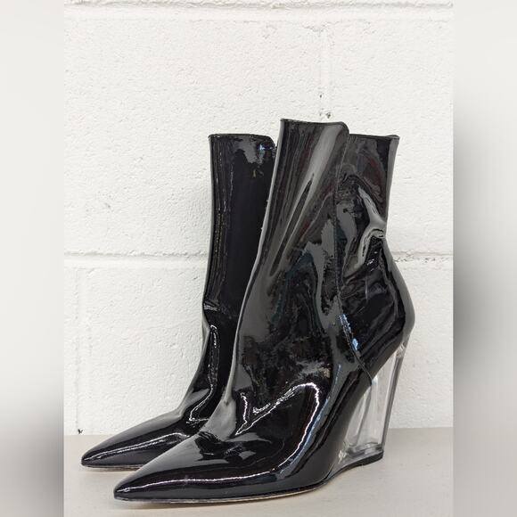 new 5.5 Stuart Weitzman Lucite 105mm Ankle Boots - Black pointed toe clear heel - Picture 1 of 12